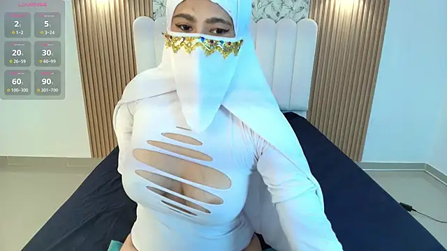 Snapshot of Rashid_Farah111 chatting on January 17, 6:44 pm Rashid Farah111 online show from January 17, 6:44 pm