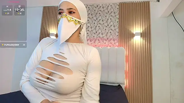 Snapshot of Rashid_Farah111 chatting on February 2, 6:06 pm Rashid Farah111 online show from February 2, 6:06 pm