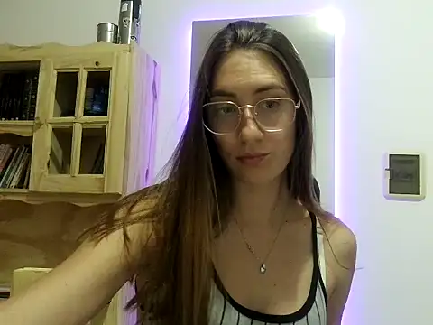 Snapshot of Noracherry chatting on February 26, 6:29 pm Noracherry online show from February 26, 6:29 pm