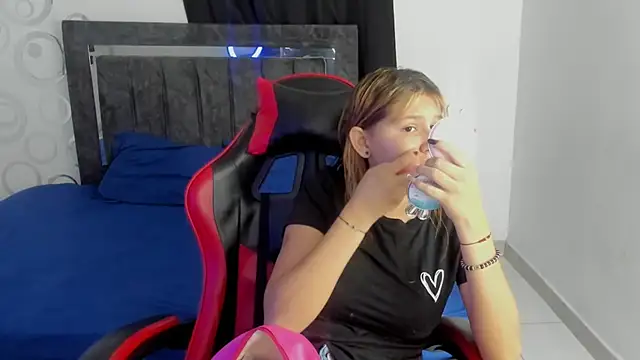 Bella Blanca online show from February 25, 12:15 pm