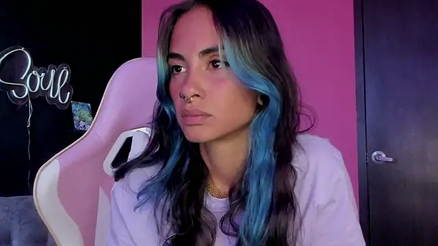 azula lillet online show from April 7, 7:47 pm