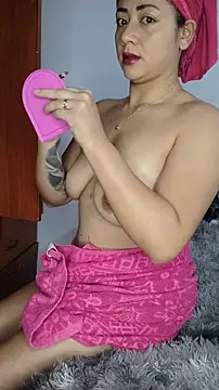 Girl kataleya10 online show from March 5, 11:56 pm