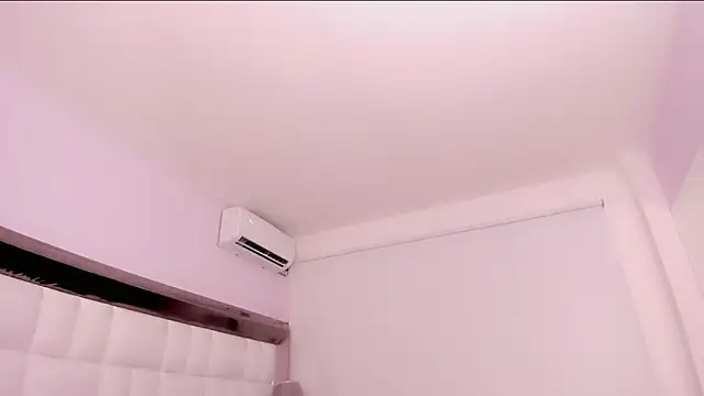 Snapshot of party_star_ts chatting on February 7, 11:03 am party star ts online show from February 7, 11:03 am