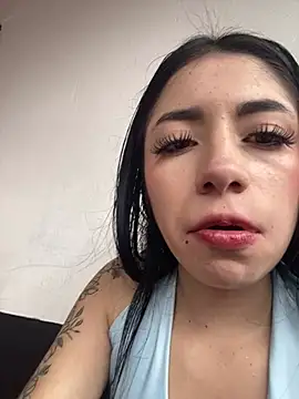 LunaSeduct online show from January 10, 5:15 pm