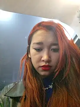 ChloeRosen online show from March 2, 6:15 pm