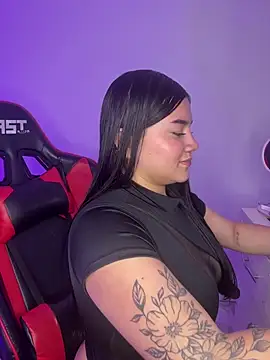 abby gonzales online show from March 25, 7:03 am