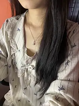 Jennybae23 online show from March 24, 6:51 am