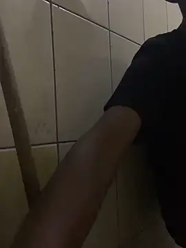 Snapshot of BigAndBeaut chatting on February 11, 9:09 pm BigAndBeaut online show from February 11, 9:09 pm