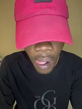 BigAndBeaut online show from April 2, 8:01 am