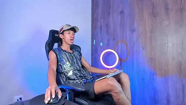 neitan miller  online show from February 18, 11:50 am