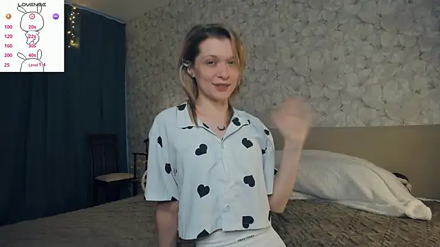 Snapshot of ReganShroff chatting on January 9, 8:06 am ReganShroff online show from January 9, 8:06 am