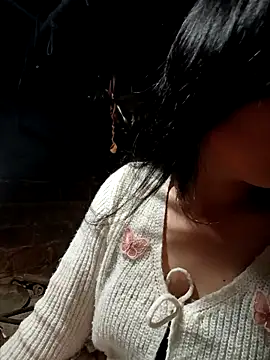 Snapshot of yu--yo chatting on February 10, 11:31 pm yu--yo online show from February 10, 11:31 pm