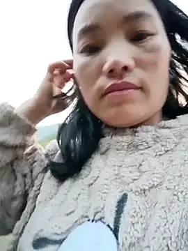 Snapshot of yu--yo chatting on March 2, 11:33 pm yu--yo online show from March 2, 11:33 pm