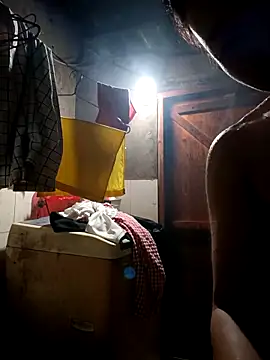 Snapshot of yu--yo chatting on March 22, 11:46 am yu--yo online show from March 22, 11:46 am