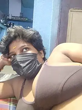 divyasree1431 online show from February 12, 7:42 pm