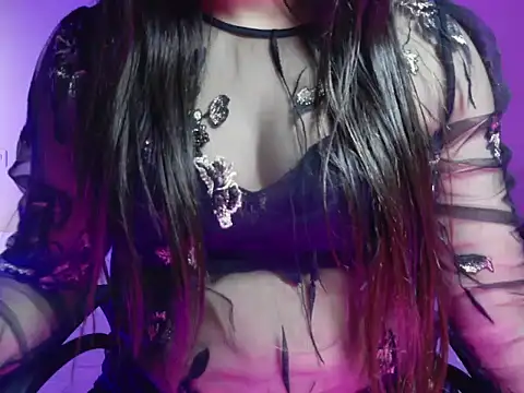 Snapshot of CutieVibe01 chatting on January 7, 1:02 pm CutieVibe01 online show from January 7, 1:02 pm