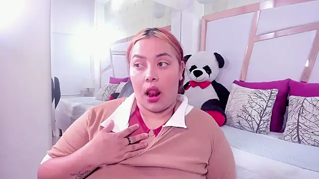 tatikanyx online show from March 24, 11:48 am