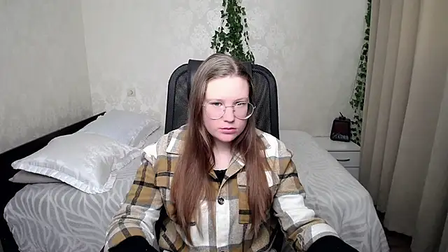 Snapshot of kuri_u chatting on January 13, 9:36 am kuri u online show from January 13, 9:36 am