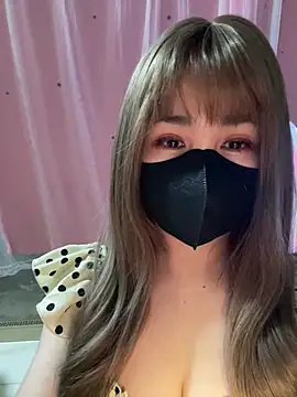 -Violet-t online show from March 15, 2:45 pm