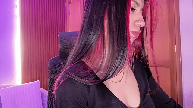 Snapshot of dulcetorresvg chatting on February 28, 3:07 am dulcetorresvg online show from February 28, 3:07 am