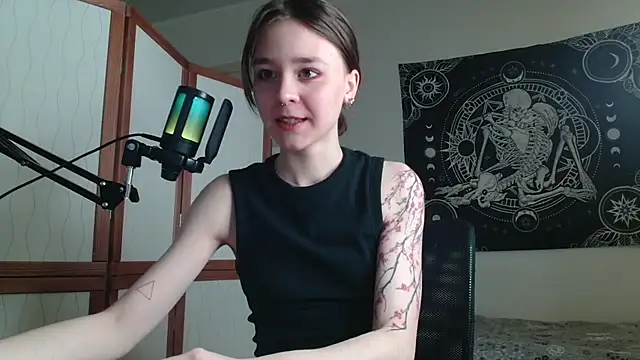 Mysterious Toy online show from February 9, 5:06 pm