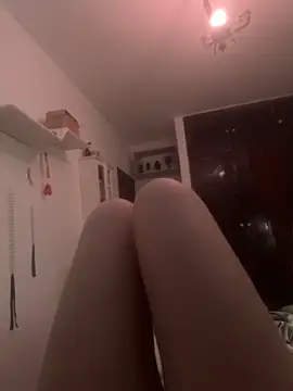 Snapshot of witchdub chatting on February 22, 6:50 pm witchdub online show from February 22, 6:50 pm