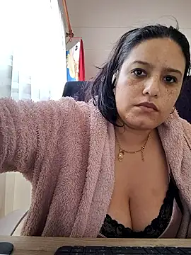 Snapshot of kadani chatting on January 13, 3:28 pm kadani online show from January 13, 3:28 pm