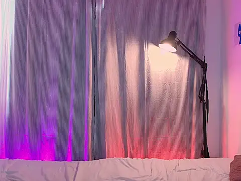 Lesbian Sexxx online show from April 3, 8:40 pm