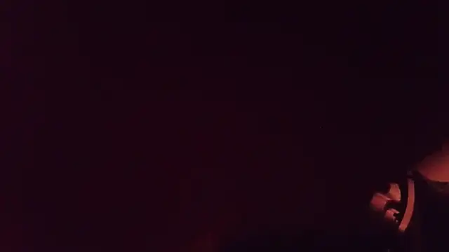 Snapshot of YeahDaynight2 chatting on January 8, 2:03 am YeahDaynight2 online show from January 8, 2:03 am