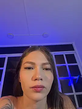 Snapshot of EmmaJhoons chatting on February 20, 12:05 pm EmmaJhoons online show from February 20, 12:05 pm