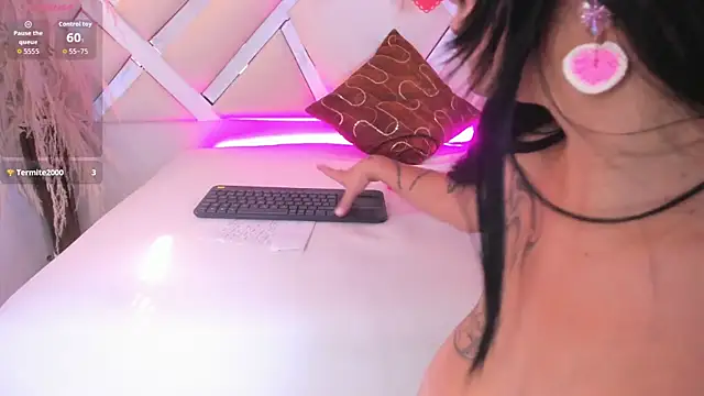 Renata blue online show from February 5, 2:43 pm