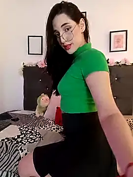 Snapshot of RoseNyx chatting on February 5, 3:49 pm RoseNyx online show from February 5, 3:49 pm