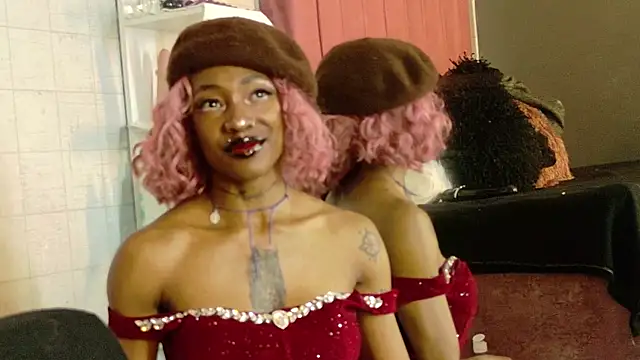 DaniaMarcell online show from April 1, 5:19 am