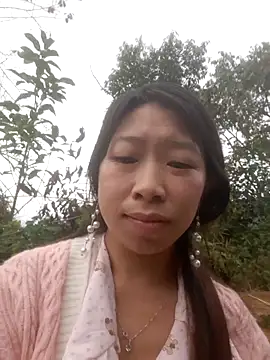 Snapshot of Mayly_lucky2 chatting on January 8, 4:48 am Mayly lucky2 online show from January 8, 4:48 am