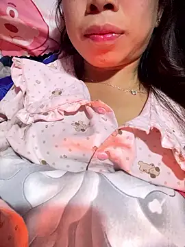 Snapshot of Mayly_lucky2 chatting on January 12, 5:07 pm Mayly lucky2 online show from January 12, 5:07 pm