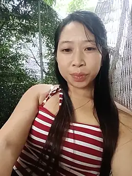 Snapshot of Mayly_lucky2 chatting on June 29, 2:18 am Mayly lucky2 online show from June 29, 2:18 am
