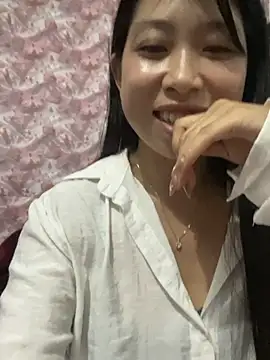 Snapshot of Mayly_lucky2 chatting on July 4, 10:43 am Mayly lucky2 online show from July 4, 10:43 am
