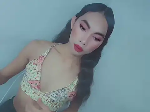 Snapshot of Massivecockfiona chatting on February 11, 6:07 am Massivecockfiona online show from February 11, 6:07 am