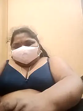 misammahyd online show from February 1, 10:03 am