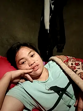 Snapshot of Chaomay_k9 chatting on February 7, 11:19 pm Chaomay k9 online show from February 7, 11:19 pm