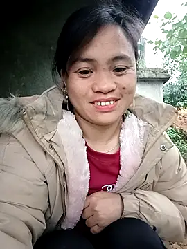 Snapshot of Chaomay_k9 chatting on February 12, 11:55 pm Chaomay k9 online show from February 12, 11:55 pm