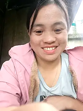 Snapshot of Chaomay_k9 chatting on February 17, 1:46 am Chaomay k9 online show from February 17, 1:46 am