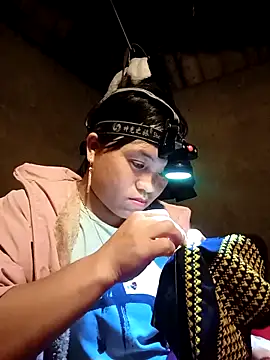 Snapshot of Chaomay_k9 chatting on February 20, 2:06 pm Chaomay k9 online show from February 20, 2:06 pm