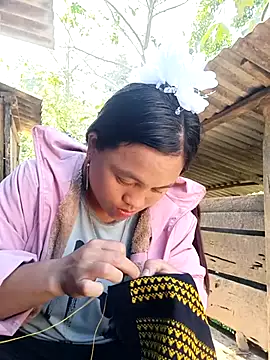 Snapshot of Chaomay_k9 chatting on February 21, 5:52 am Chaomay k9 online show from February 21, 5:52 am