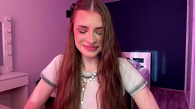 Snapshot of MachelleSpader chatting on January 15, 10:31 am MachelleSpader online show from January 15, 10:31 am