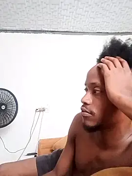 Snapshot of Winterslender chatting on February 20, 3:12 pm Winterslender online show from February 20, 3:12 pm