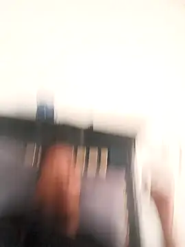 Snapshot of Winterslender chatting on February 28, 4:57 am Winterslender online show from February 28, 4:57 am