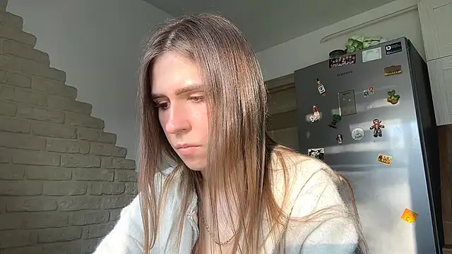 ElsieKuhlmann online show from April 16, 3:35 pm