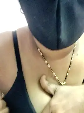 Snapshot of suma_telugu1 chatting on January 13, 9:03 am suma telugu1 online show from January 13, 9:03 am