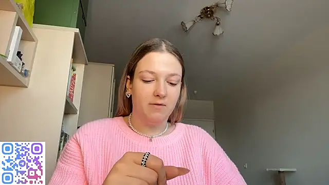 JammieMickiewicz online show from February 2, 7:07 am